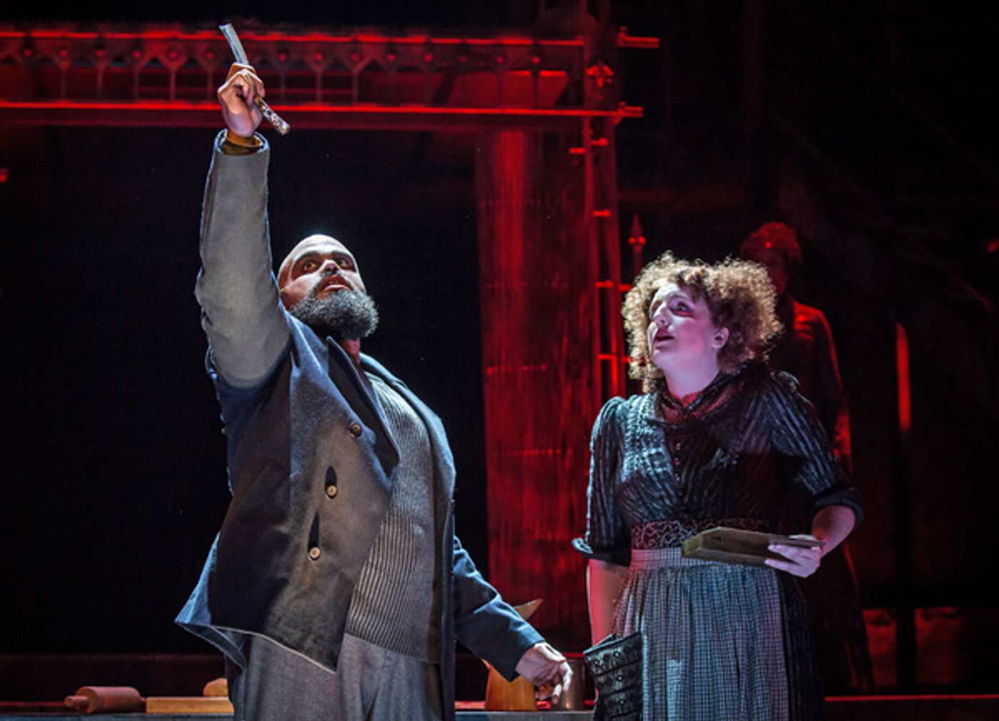 Photo Flash: Paramount Theatre's Bold New Production of SWEENEY TODD  Image
