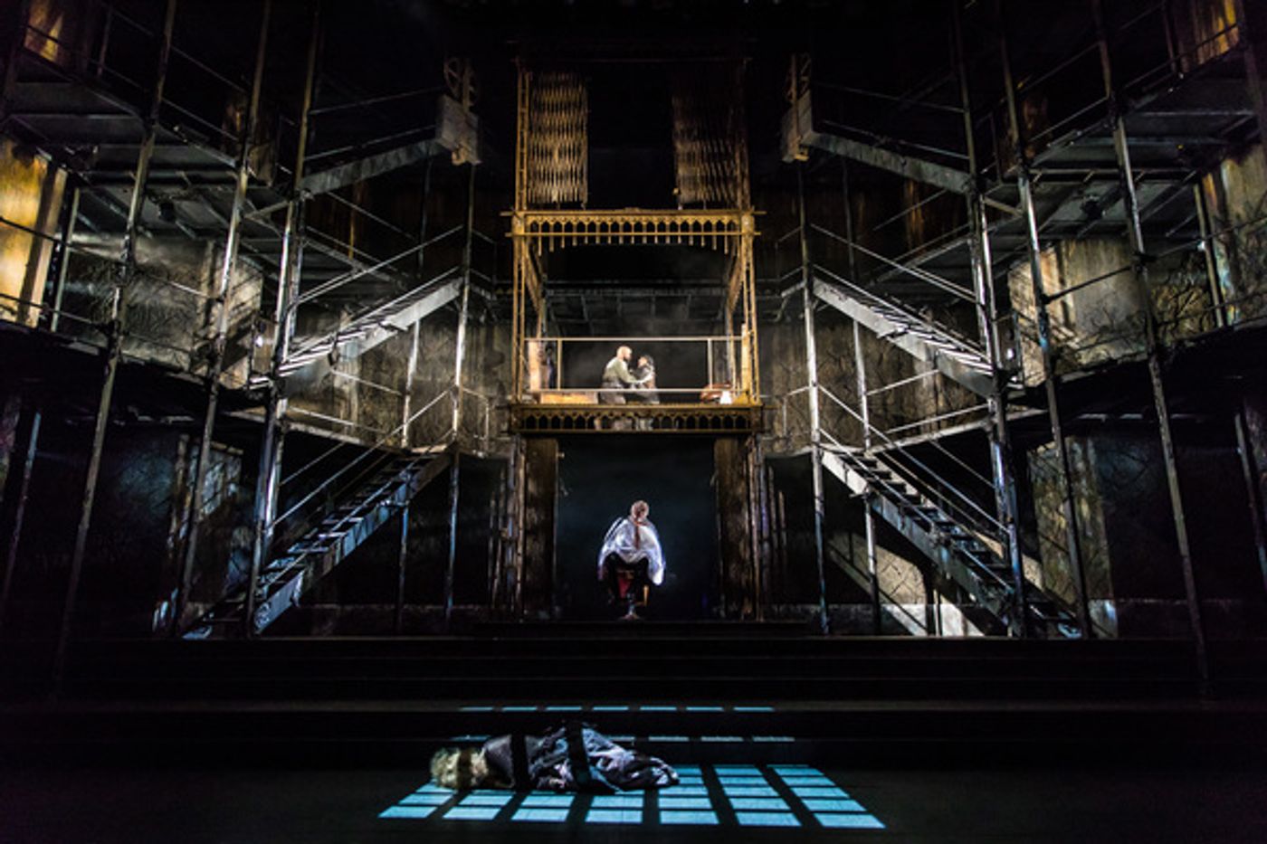 Photo Flash: Paramount Theatre's Bold New Production of SWEENEY TODD  Image