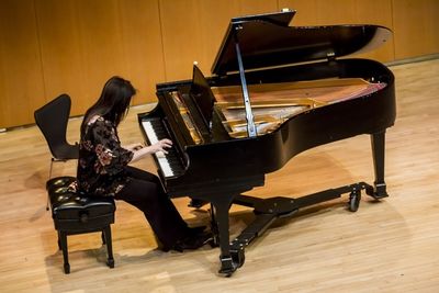 Navah Perlman Photo