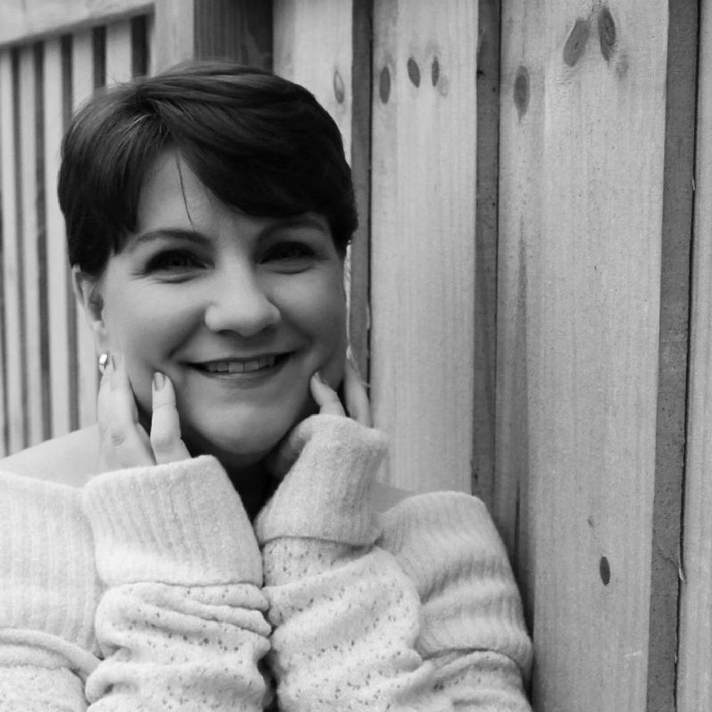 FRIDAY 5 (+1): The Leading Ladies of CFTA's 9 to 5: THE MUSICAL  Image