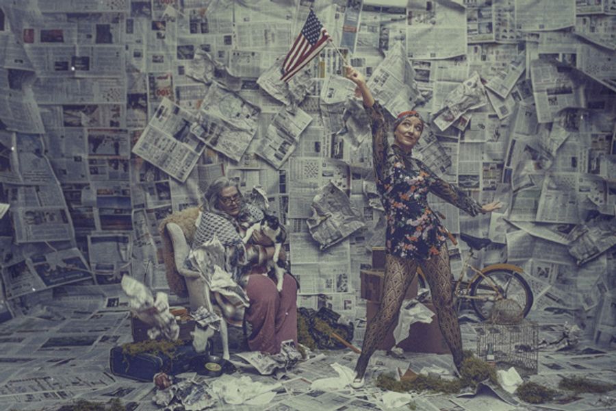 Photo Flash: First Look - GREY GARDENS Makes Its Iowa Premiere at Revival Theatre Company Image