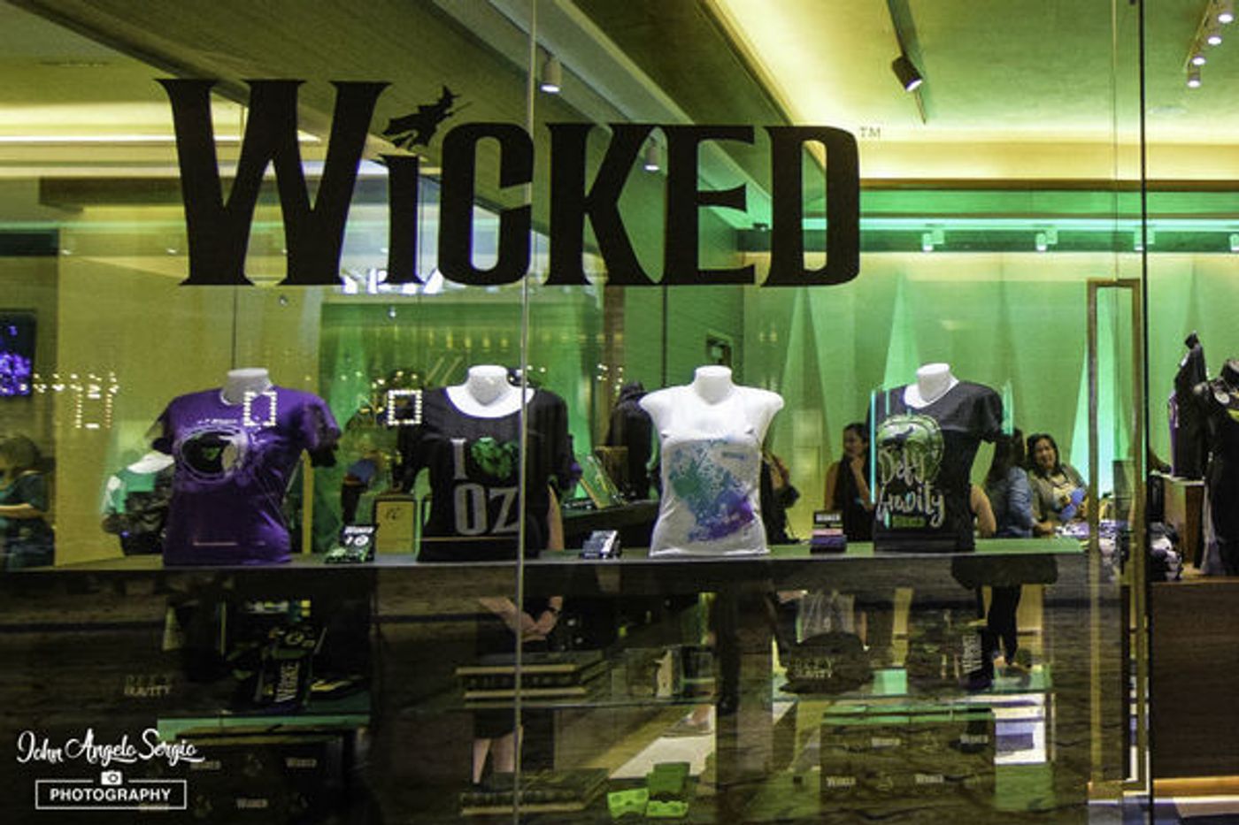 Photo Coverage: WICKED Returns to Manila Gala Night Photo Coverage: WICKED Returns to Manila Gala Night Image