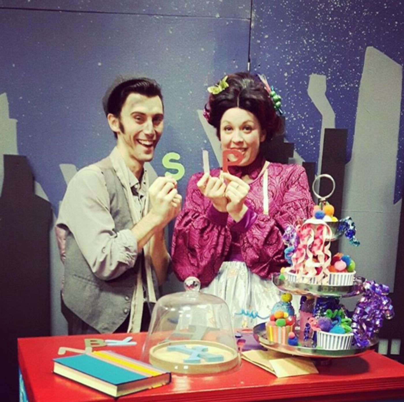 Photo Flash: It's Saturday Night on SUNSET BOULEVARD, THE BODYGUARD Plays to Full Houses, and More Saturday Intermission Pics!  Image