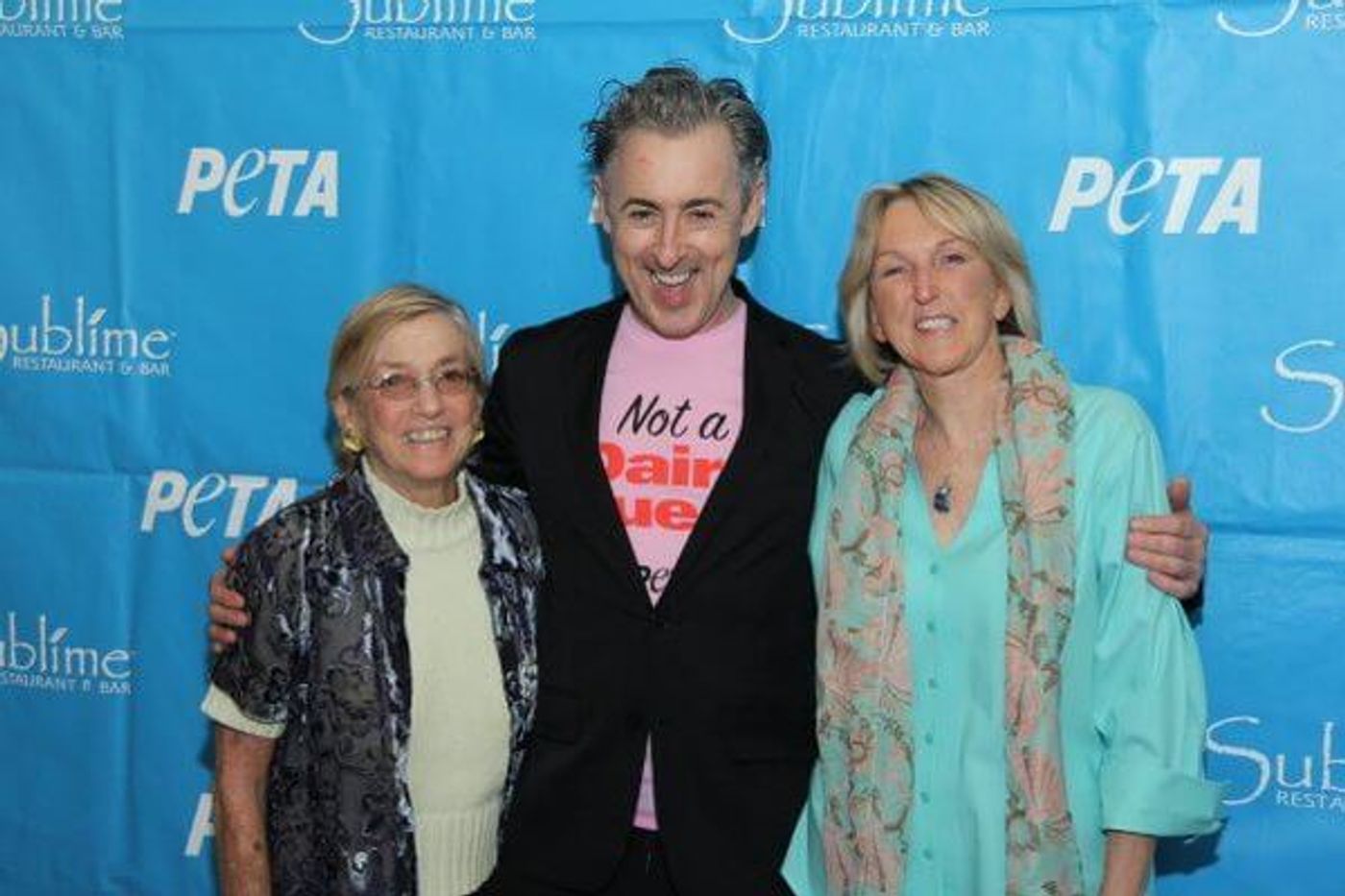 Photo Flash: Alan Cumming Receives PETA's Humanitarian Award at Valentine's Day Bash  Image