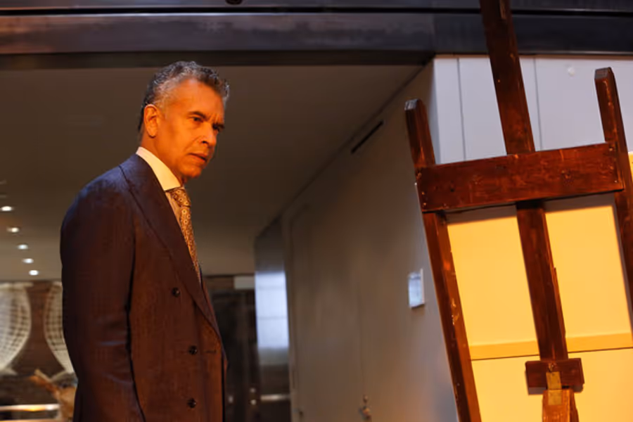 Photo Flash: First Look - Tony Winner Brian Stokes Mitchell Guest Stars on NBC's THE BLACKLIST Image