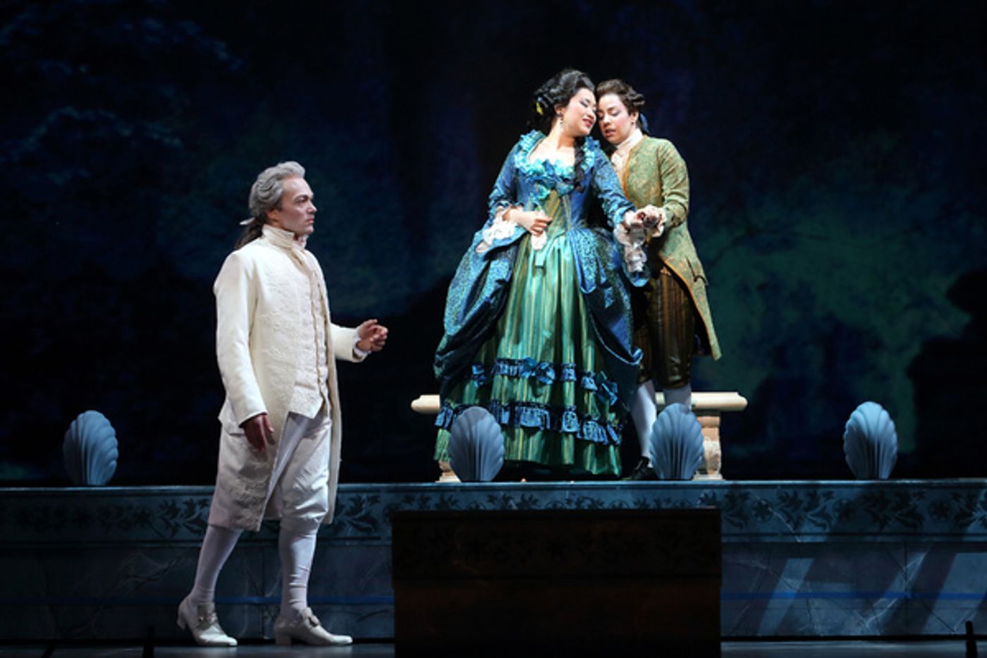 Photo Flash: LA Opera's THE GHOSTS OF VERSAILLES  Image