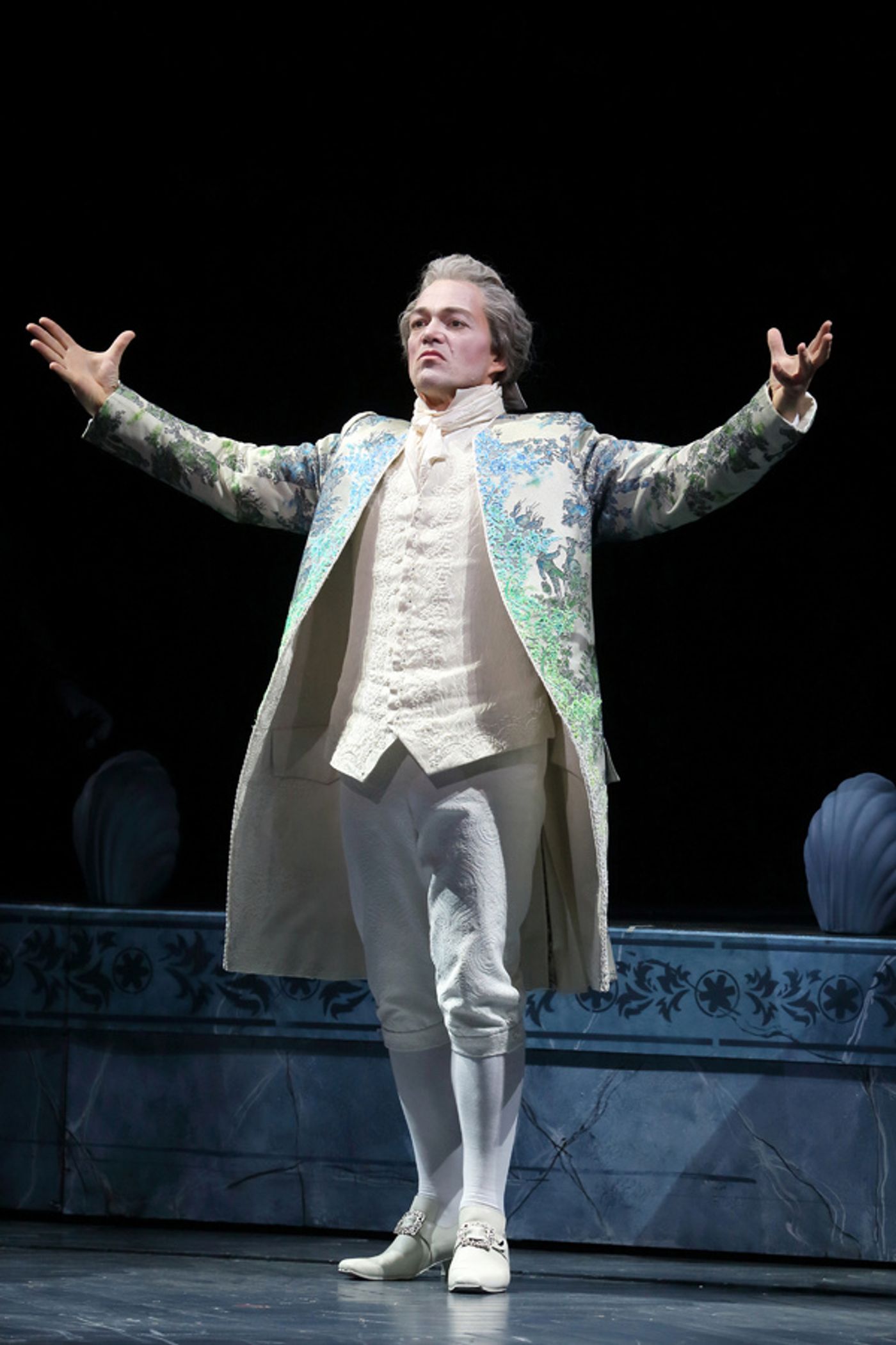 Photo Flash: LA Opera's THE GHOSTS OF VERSAILLES  Image