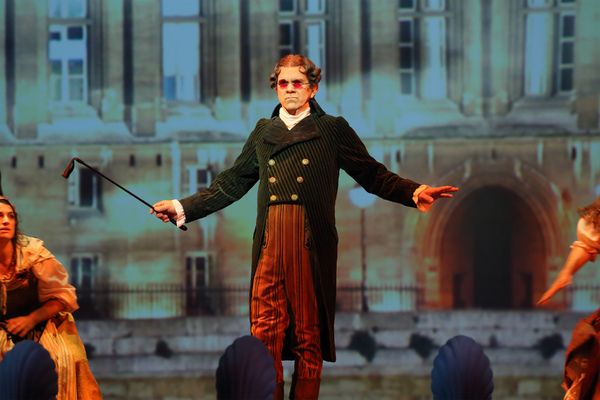 Photo Flash: LA Opera's THE GHOSTS OF VERSAILLES — photo 19 of 27