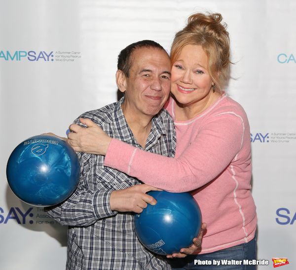 Photos: Broadway Supports SAY at Paul Rudd's All-Star Bowling Benefit — photo 28 of 52