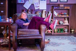 Bunny Walker @ BroadwayWorld Bunny Walker Photo