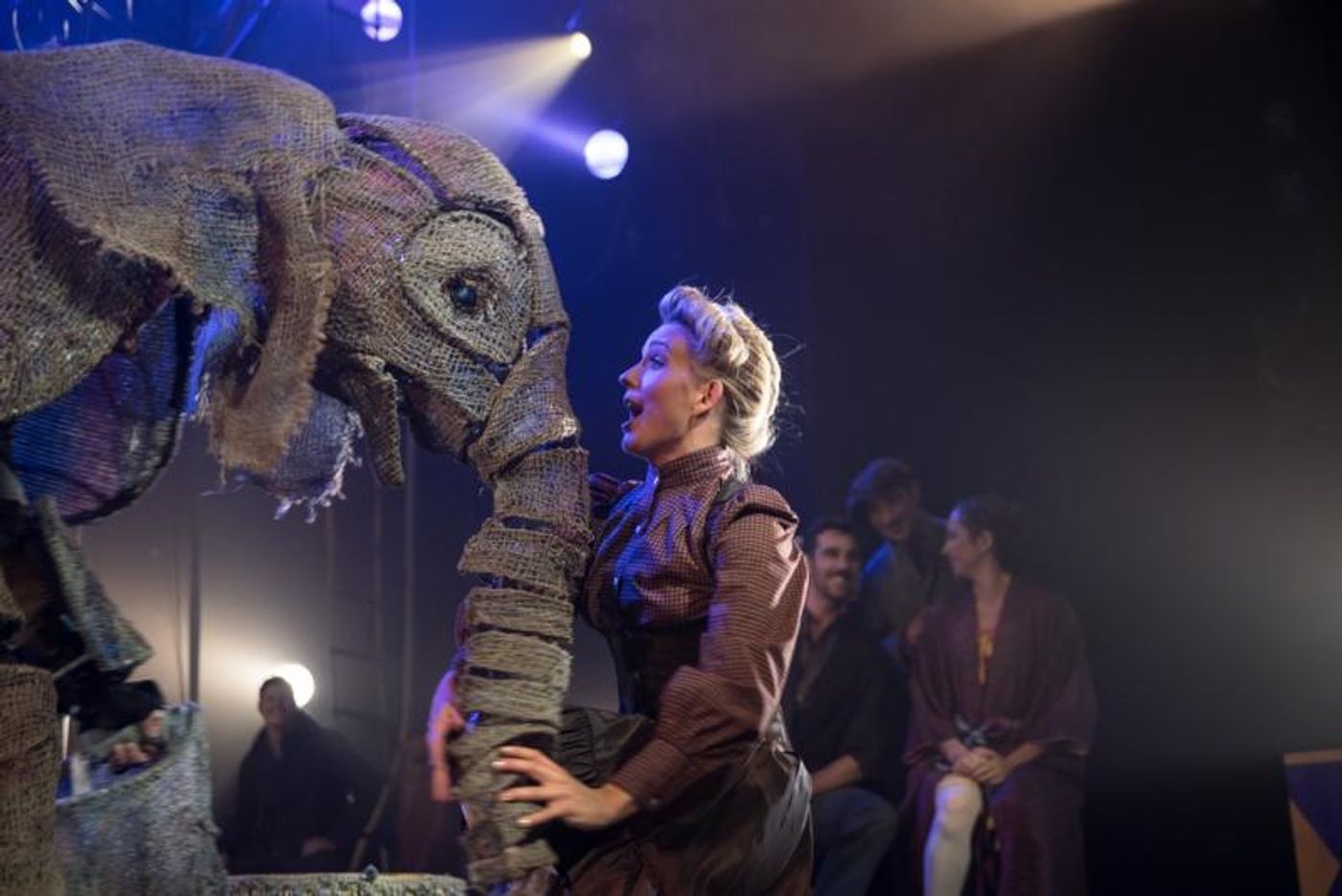 Review: CIRCUS 1903 Recreates the Golden Age of Circus at the Hollywood Pantages  Image