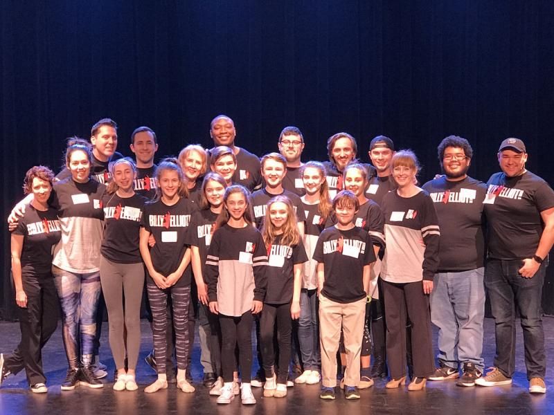 Feature: DFW Talent Joins THE COLUMN AWARDS For Annual BCEFA Fundraiser Image