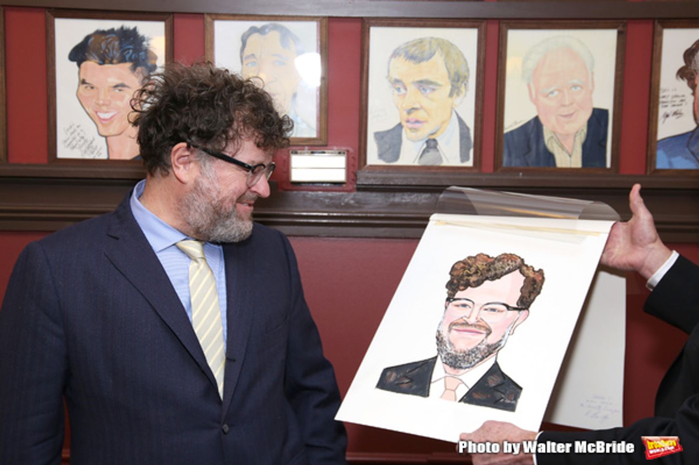 Photo Coverage: Kenneth Lonergan Heads to Sardi's for Caricature Unveiling  Image