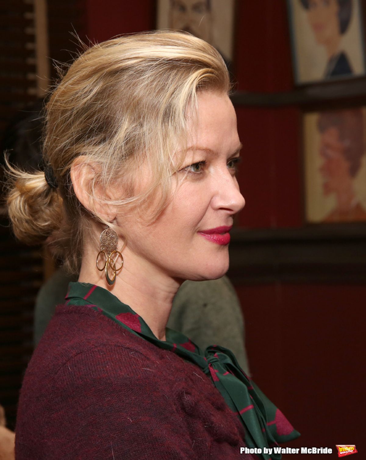 Gretchen Mol  at 