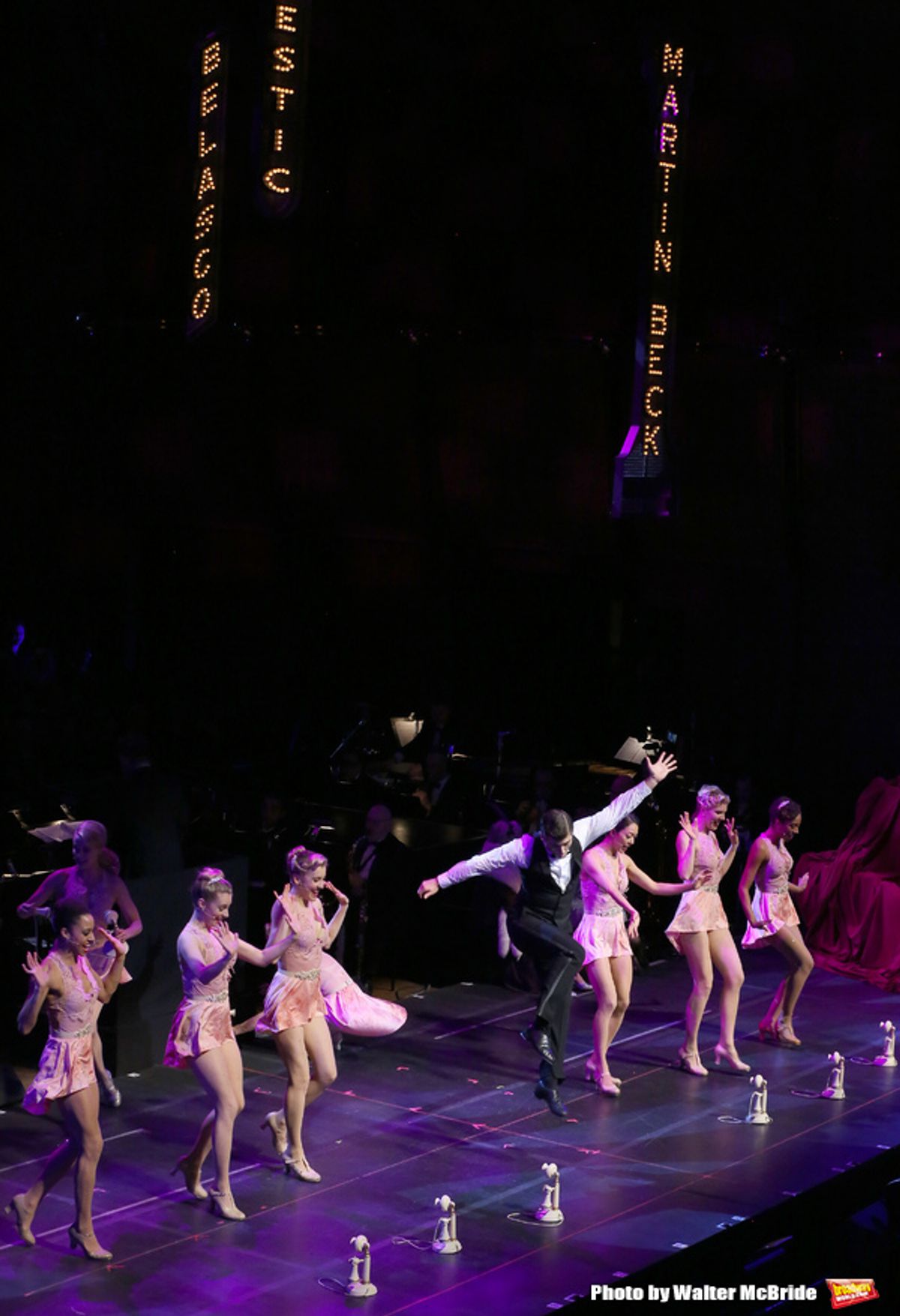 Tony Yazbeck and cast  at 