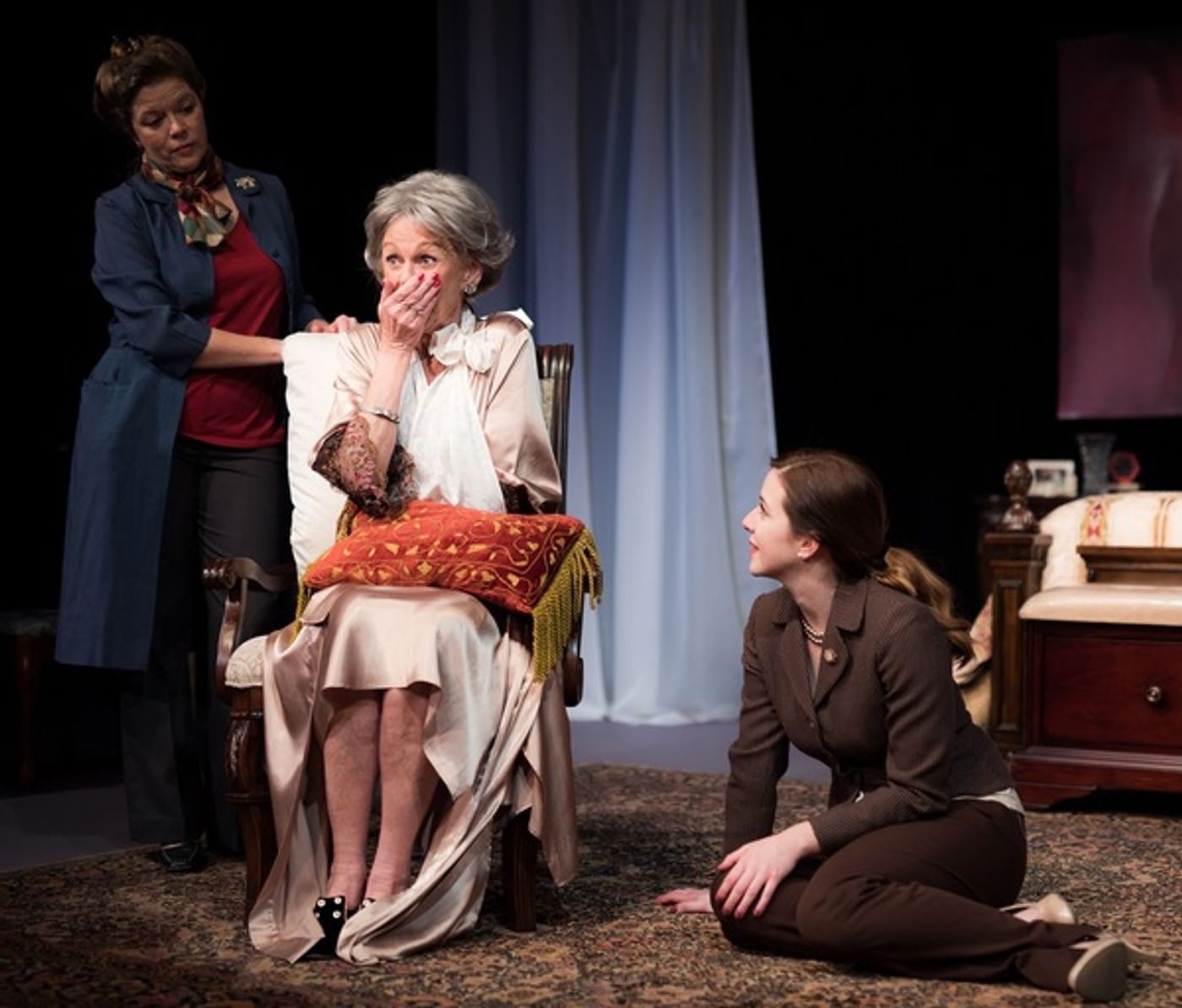 Photo Flash: First Look at THREE TALL WOMEN at The City Theatre  Image