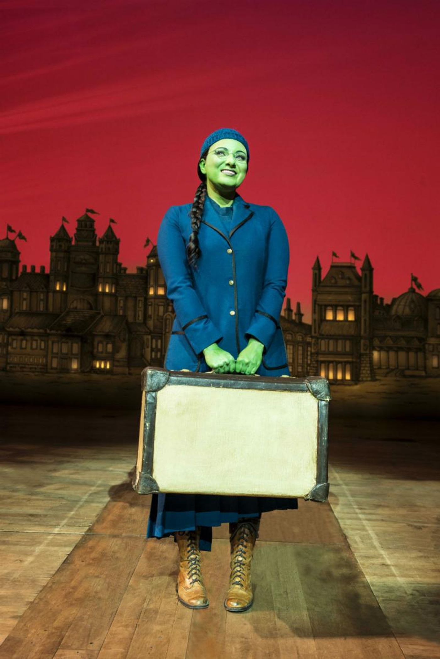 Review: WICKED is a Concoction of Memorable Music, Visual Treat  Image
