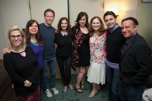 Rebecca Lane, Dayle Reyfel, Steven Weber, Lesley Ann Warren, Jennifer Tilly, Beth Gra Photo