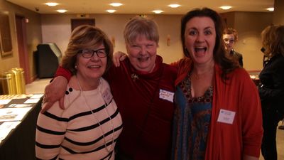 Carmel Owen and Lisa Rothe with Mari Lyn Henry Photo