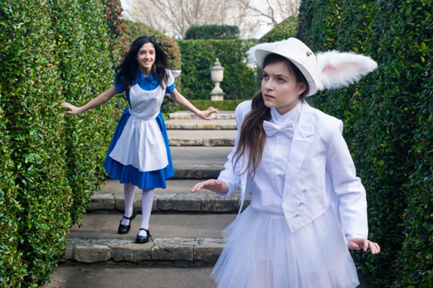Photo Flash: Sneak Peek at Outcry Youth Theatre's Mad Adaptation of ALICE IN WONDERLAND  Image
