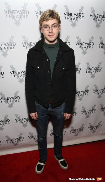 Miles Heizer  Photo