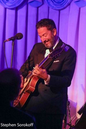John Pizzarelli @ BroadwayWorld John Pizzarelli Photo
