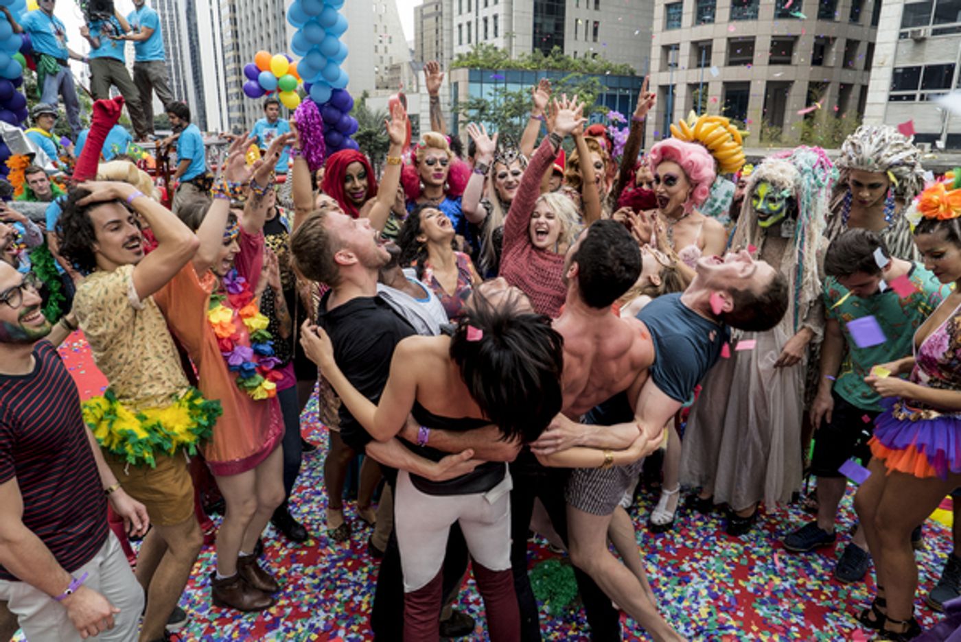 Photo Flash: First Look - Season 2 of Netflix's SENSE8, Premiering 5/5  Image