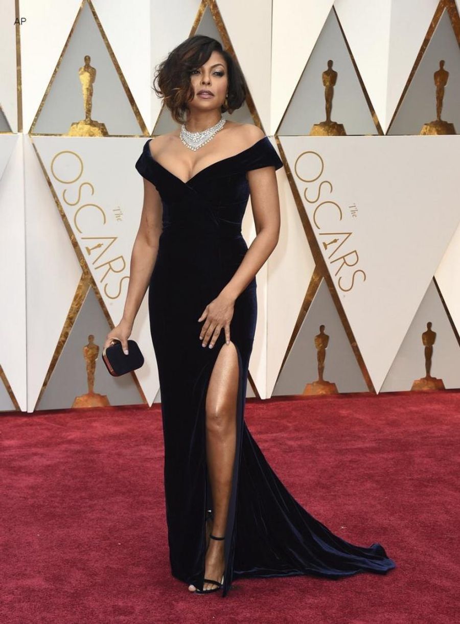 BWW Exclusive: Broadway, CHICAGO MED Fashion Maven, Patti Murin, is Live-Blogging the Oscars Red Carpet Image
