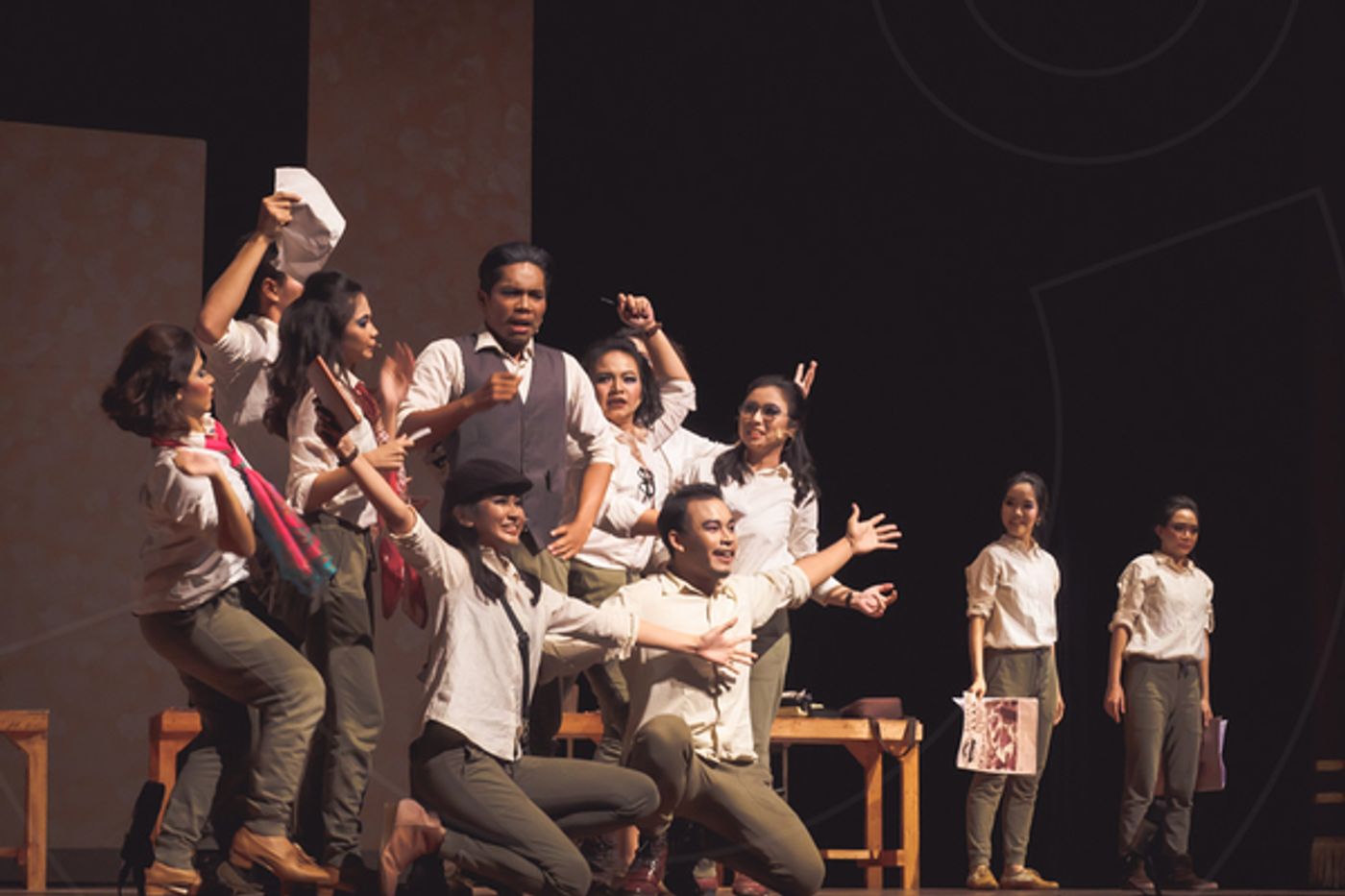BWW Review : TIN REPUBLIC at Graha Bhakti Budaya, Taman Ismail Marzuki  Image