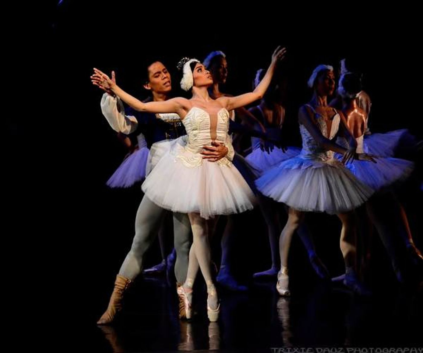Photo Flash: Ballet Philippines' New Staging of SWAN LAKE, Now Thru 3/5  Image