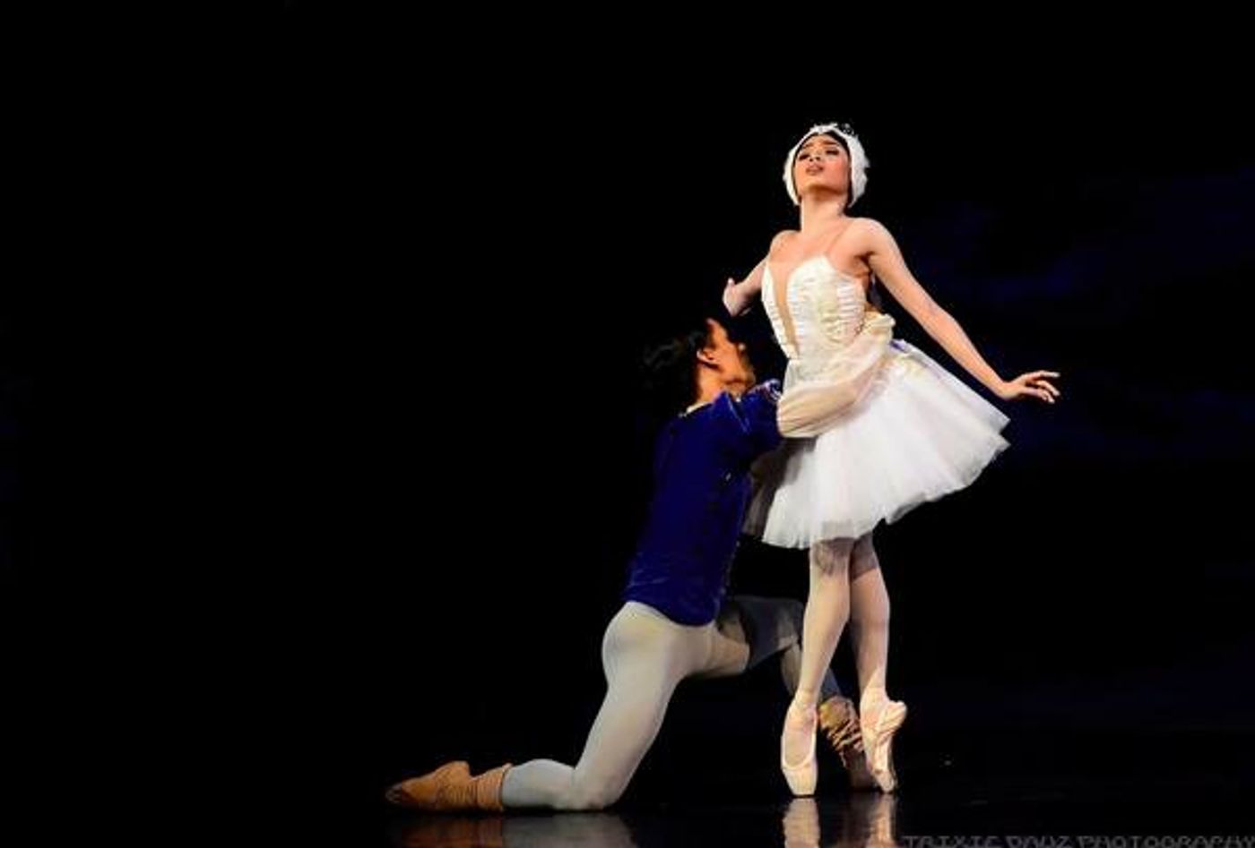 Photo Flash: Ballet Philippines' New Staging of SWAN LAKE, Now Thru 3/5  Image