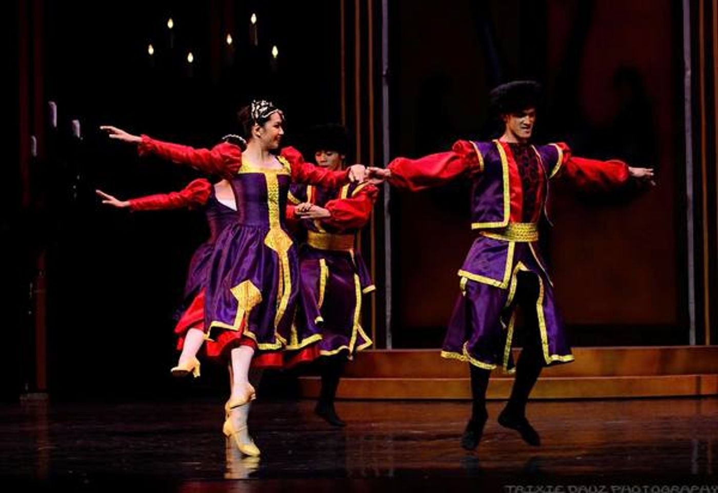 Photo Flash: Ballet Philippines' New Staging of SWAN LAKE, Now Thru 3/5  Image