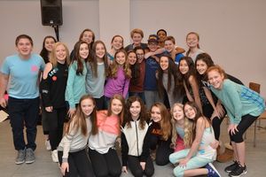 Joey Casali, Samantha Kelleher, Megan Sell, Jack Richman, Margaux Blau, Michelle Moughan, Emily Rosenfeld, Chloe Hechter, Stephen Sayegh, Dash Green, Lyle Lucas, Ezequiel Pujos, Zach Anderson, Anna Giddins, Liza Retter, Victoria Csatay, Julia Lipsztein @ BroadwayWorld Joey Casali, Samantha Kelleher, Megan Sell, Jack Richman, Margaux Blau, Michelle Moug Photo