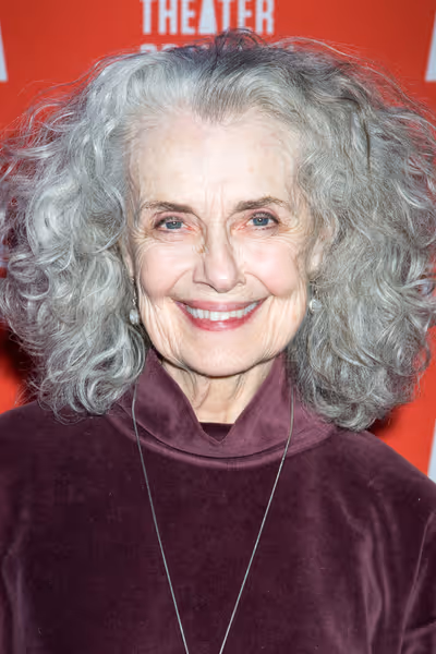 Mary Beth Peil Photo