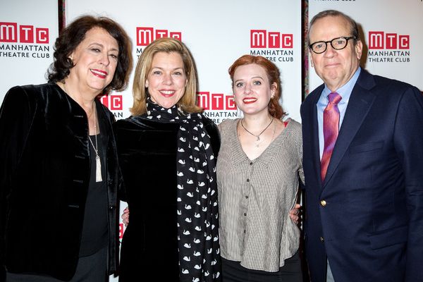 Lynne Meadow, Janie Dee, Penelope Skinner, Barry Grove Photo