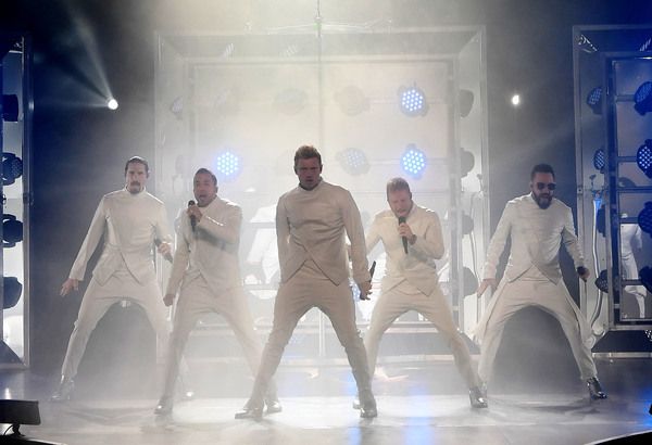 Kevin Richardson, Howie Dorough, Nick Carter, Brian Littrell and AJ McLean Photo