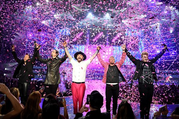 Howie Dorough, Kevin Richardson, AJ McLean, Brian Littrell and Nick Carter Photo