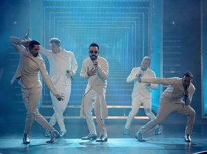Kevin Richardson, Nick Carter, AJ McLean, Brian Littrell and Howie Dorough @ BroadwayWorld Kevin Richardson, Nick Carter, AJ McLean, Brian Littrell and Howie Dorough Photo