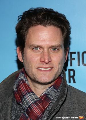 Steven Pasquale  Photo
