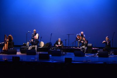 Triona Marshall, Matt Molloy, Kevin Conneff, Paddy Moloney, Jon Pilatzke, Tim Edey an Photo