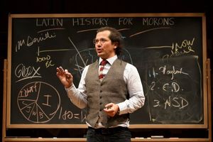John Leguizamo @ BroadwayWorld John Leguizamo Photo