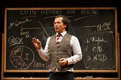 John Leguizamo Photo