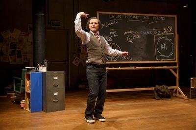 John Leguizamo Photo
