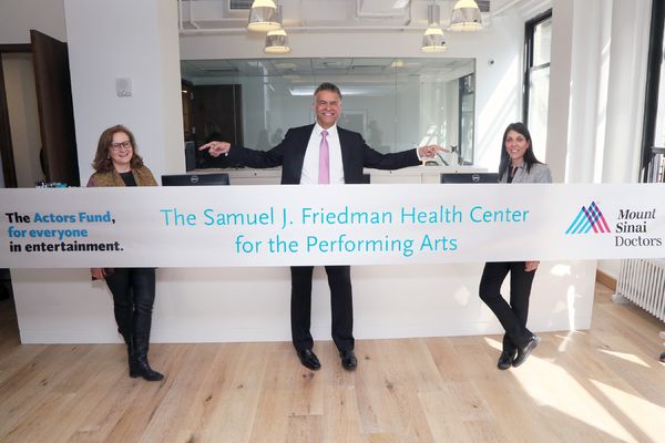 Barbara Davis, Brian Stokes Mitchell, and Lisa Mazie Photo