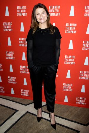 Kathryn Erbe @ BroadwayWorld Kathryn Erbe Photo