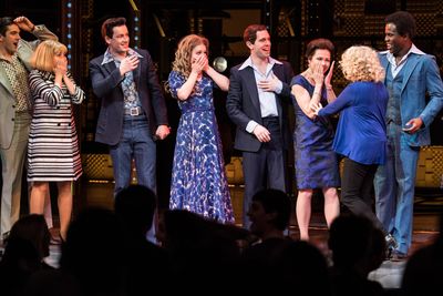 Carole King surprises West End cast of BEAUTIFUL - THE CAROLE KING MUSICAL Photo