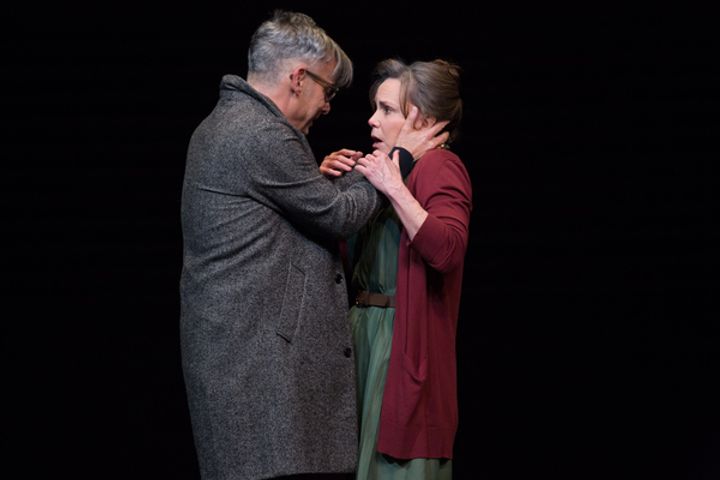 The Glass Menagerie Production Photo