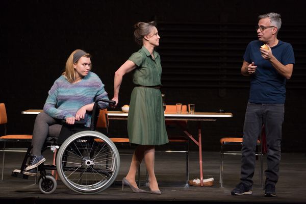 Madison Ferris, Sally Field, and Joe Mantello Photo
