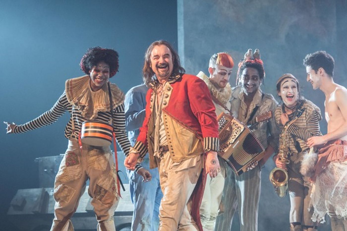 Photo Flash: ROSENCRANTZ AND GUILDENSTERN ARE DEAD Returns Starring Daniel Radcliffe and Joshua McGuire  Image