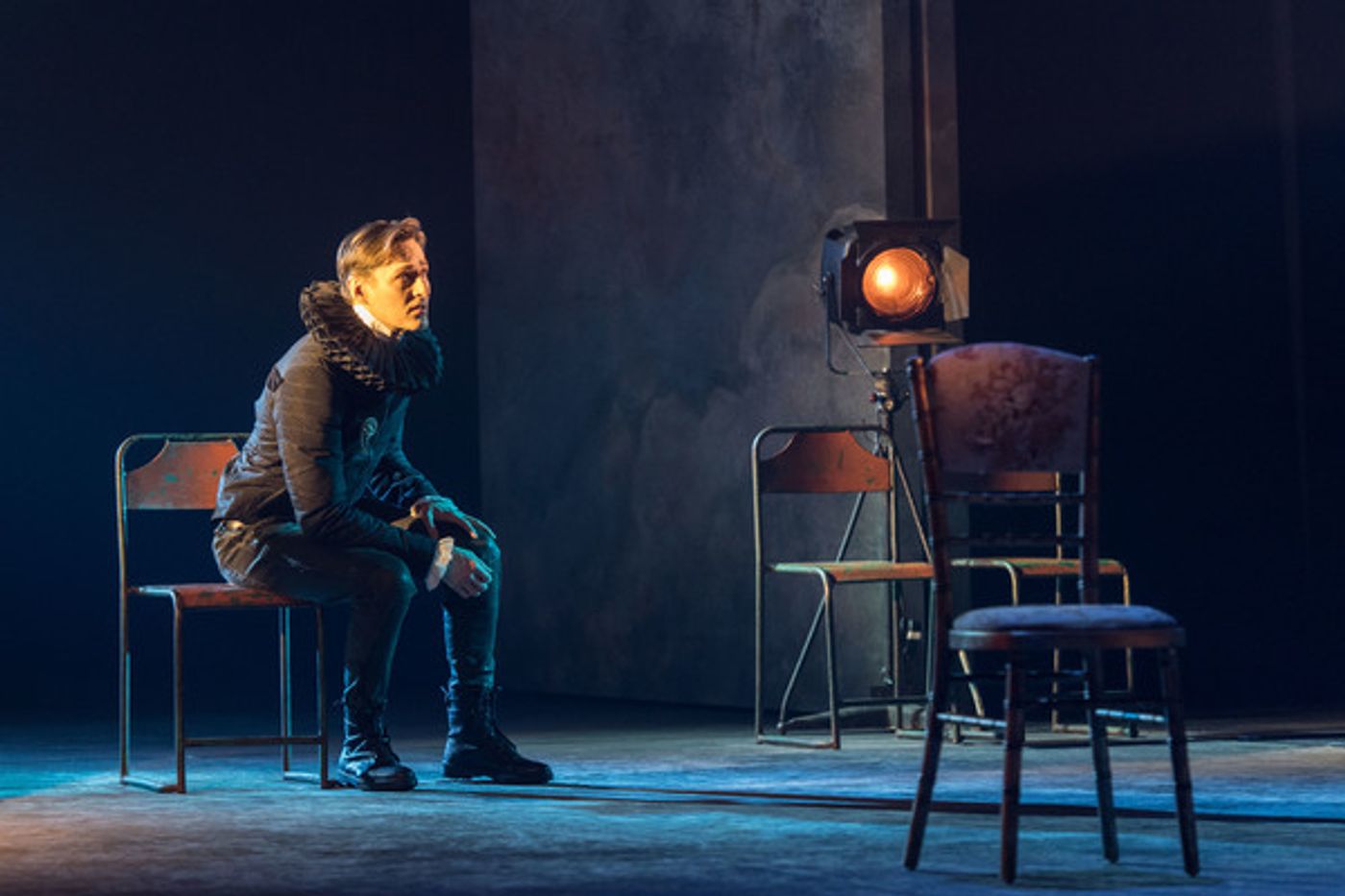 Photo Flash: ROSENCRANTZ AND GUILDENSTERN ARE DEAD Returns Starring Daniel Radcliffe and Joshua McGuire  Image